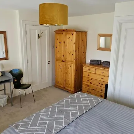 Eastham - Quiet Courtyard Self-catering Prázdninový dům