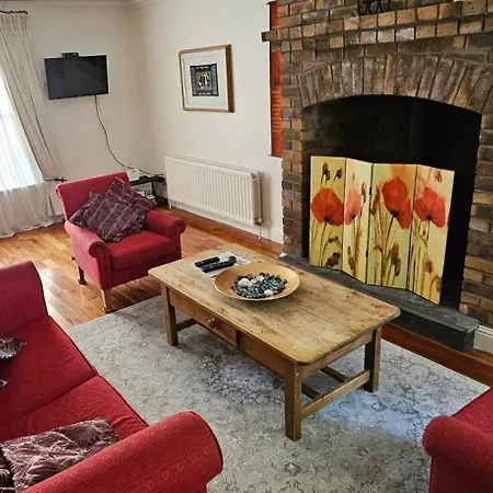 Eastham Betaghstown Holiday home *