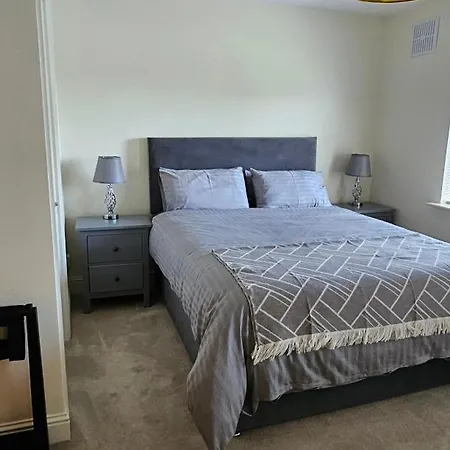 Eastham Betaghstown Holiday home *