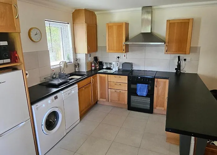 Eastham - Quiet Courtyard Self-catering * بيتيستاون